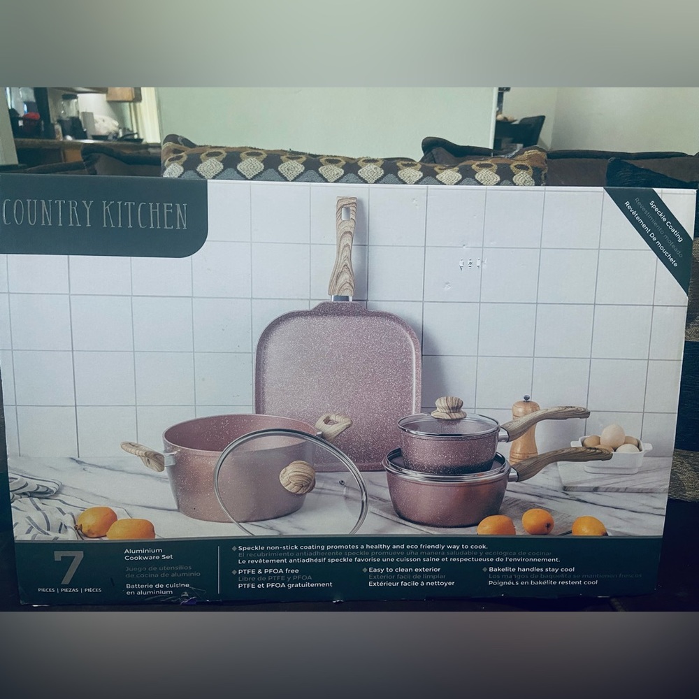 Pink cook ware